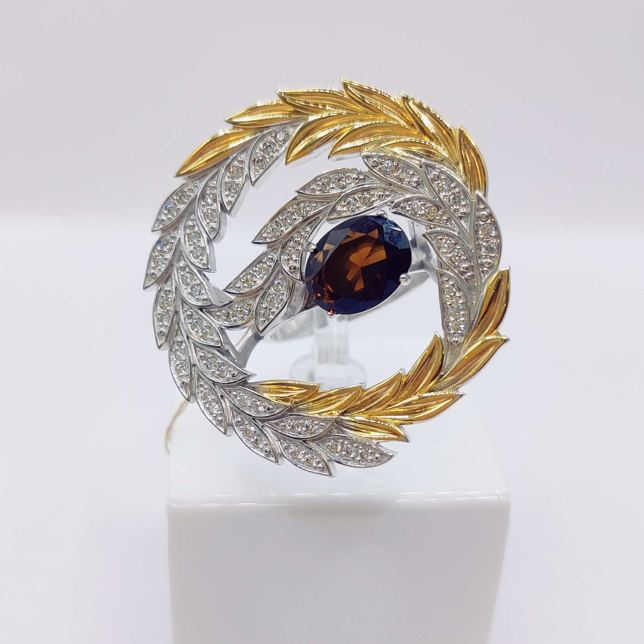 Бижутерное кольцо с фианитами Ювелирное изделие - Бижутерное кольцо с фианитами в магазине Best-Gold 150809