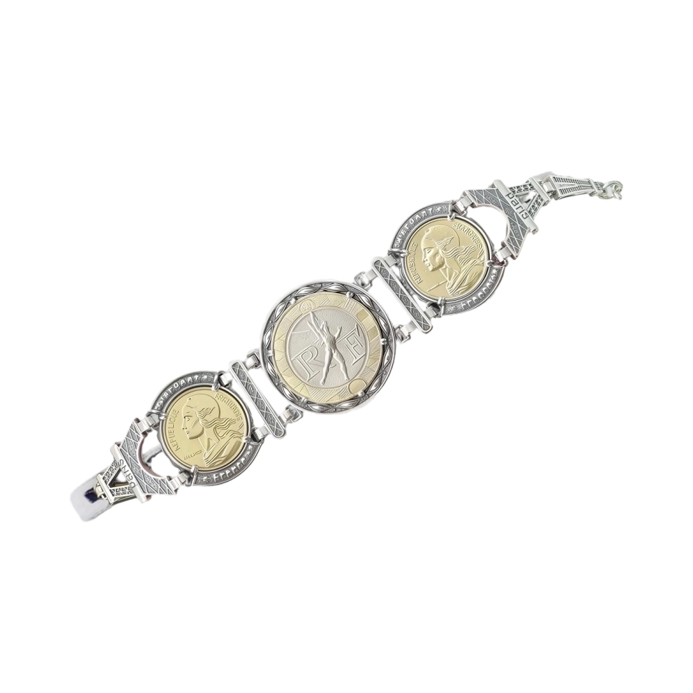 6522a9f3-30f3-4b1a-9d15-b44c97317cf4 6522a9f3-30f3-4b1a-9d15-b44c97317cf4