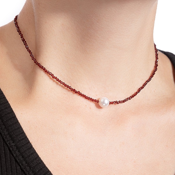 Колье из серебра с жемчугом и шпинелью Ювелирное изделие - Колье из серебра с жемчугом и шпинелью в магазине Best-Gold 078378